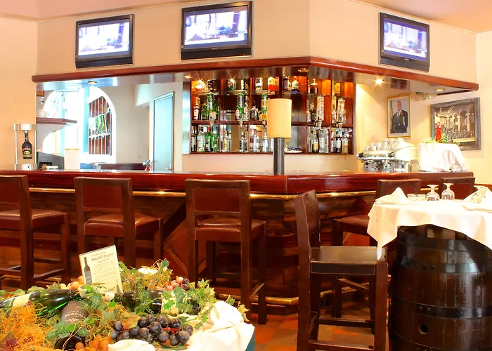 Cafe De Rome
